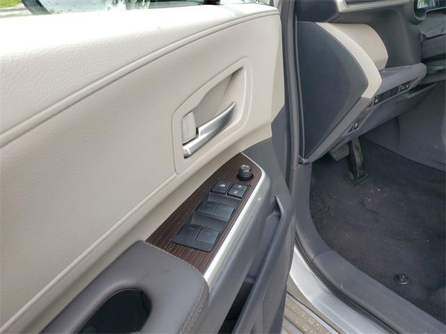 used 2024 Toyota Sienna car, priced at $39,505