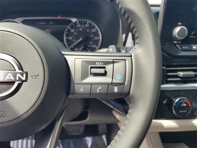 new 2025 Nissan Pathfinder car, priced at $39,633