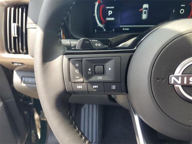 new 2025 Nissan Pathfinder car, priced at $40,335