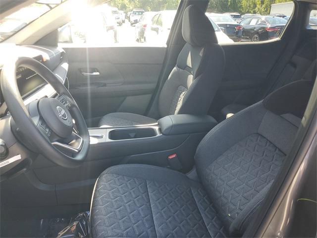new 2025 Nissan Kicks car, priced at $25,788