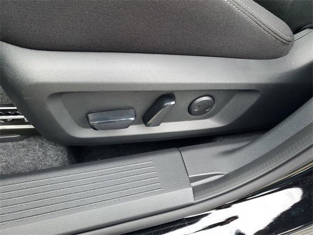 new 2025 Nissan Rogue car, priced at $29,264