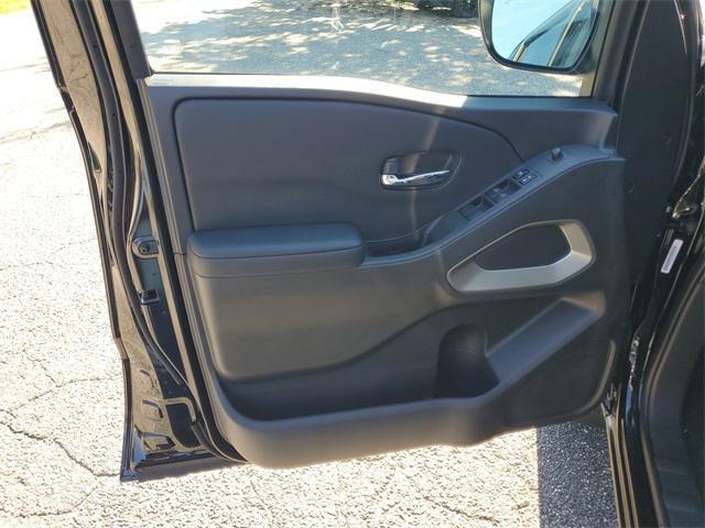 new 2026 Nissan Frontier car, priced at $35,984