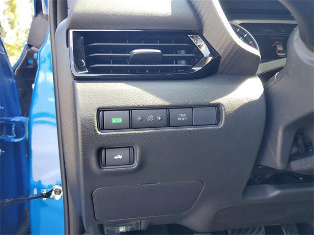 new 2025 Nissan Sentra car, priced at $22,018