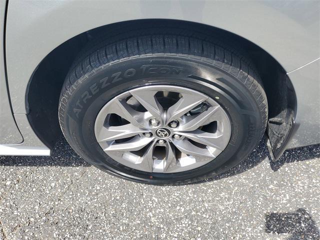 used 2021 Toyota Sienna car, priced at $31,628