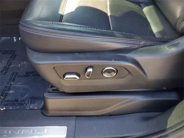 used 2021 GMC Yukon car, priced at $49,350