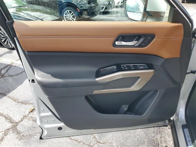 used 2023 Nissan Pathfinder car, priced at $38,884
