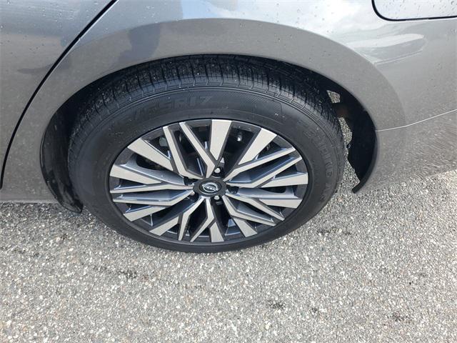 used 2023 Nissan Altima car, priced at $18,859