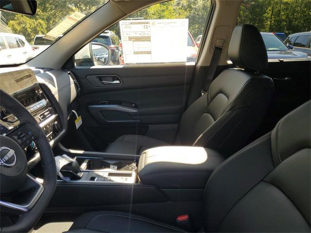 new 2025 Nissan Pathfinder car, priced at $36,410