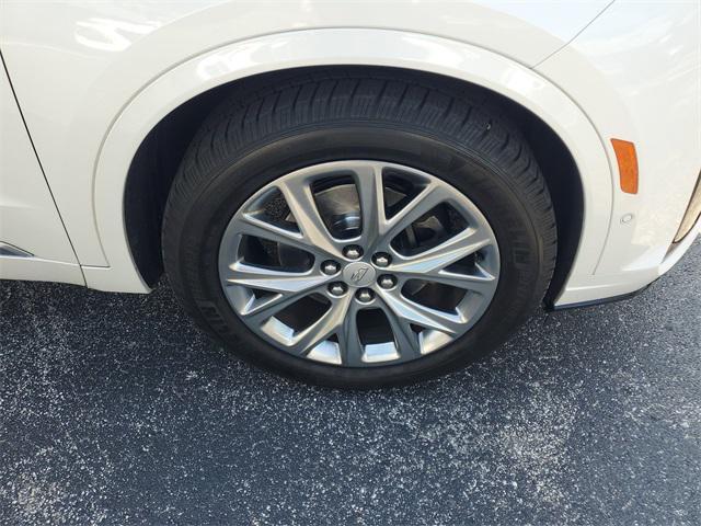 used 2020 Cadillac XT6 car, priced at $26,991