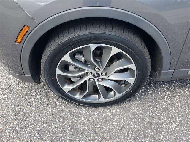used 2021 Lincoln Nautilus car, priced at $30,219