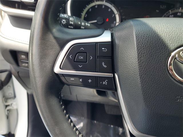 used 2023 Toyota Highlander car, priced at $36,991