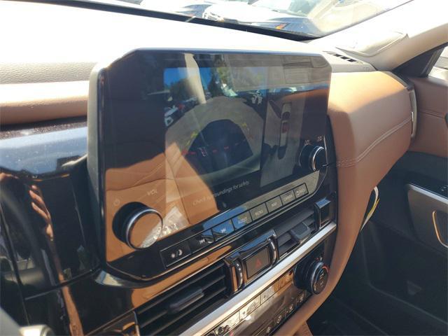 new 2025 Nissan Pathfinder car, priced at $41,256