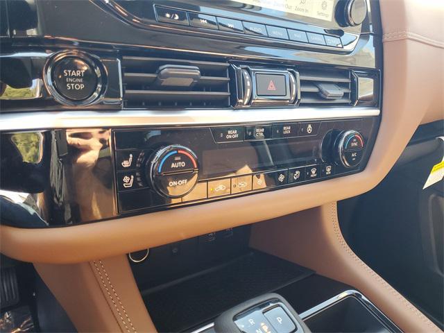 new 2025 Nissan Pathfinder car, priced at $41,256