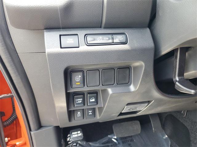 new 2025 Nissan Frontier car, priced at $38,201