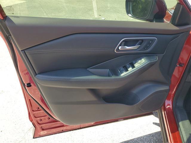 used 2021 Nissan Rogue car, priced at $25,366