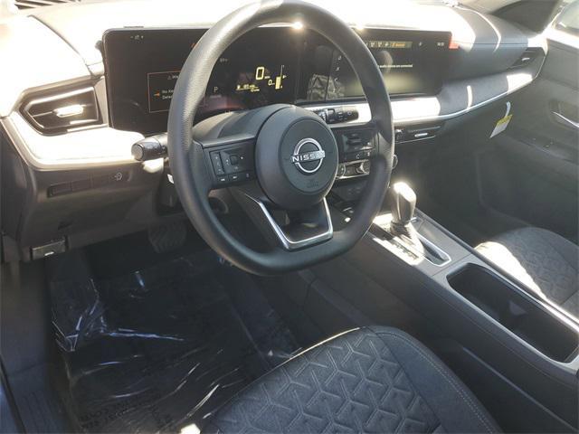 new 2025 Nissan Kicks car, priced at $24,956