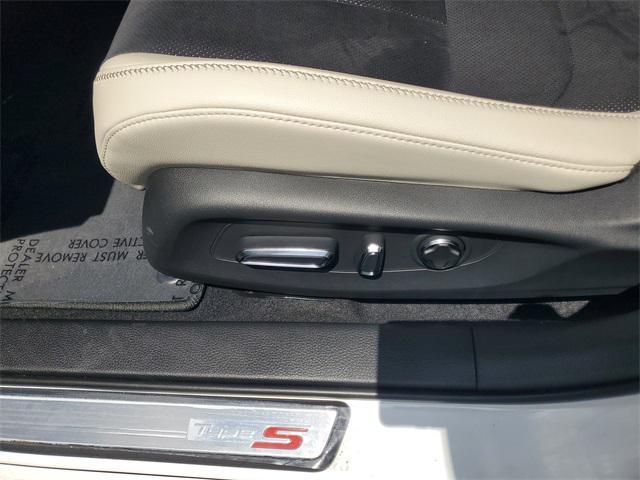 used 2025 Acura Integra car, priced at $51,991