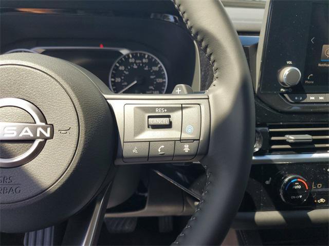 new 2025 Nissan Pathfinder car, priced at $39,633