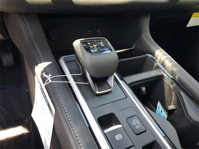 new 2025 Nissan Pathfinder car, priced at $39,633