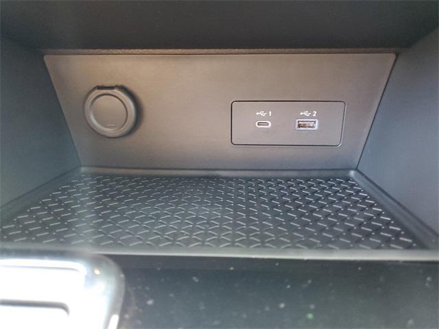 new 2025 Nissan Pathfinder car, priced at $36,962