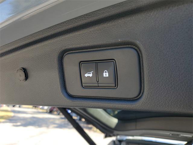 used 2025 Nissan Pathfinder car, priced at $43,588