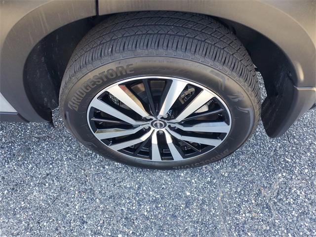 used 2025 Nissan Pathfinder car, priced at $43,588