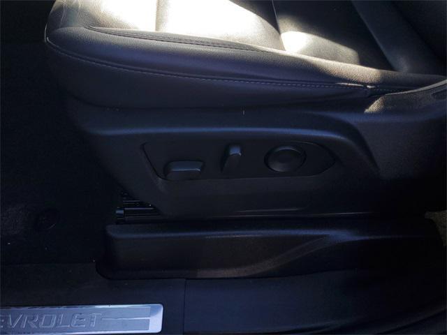 used 2023 Chevrolet Suburban car, priced at $44,238