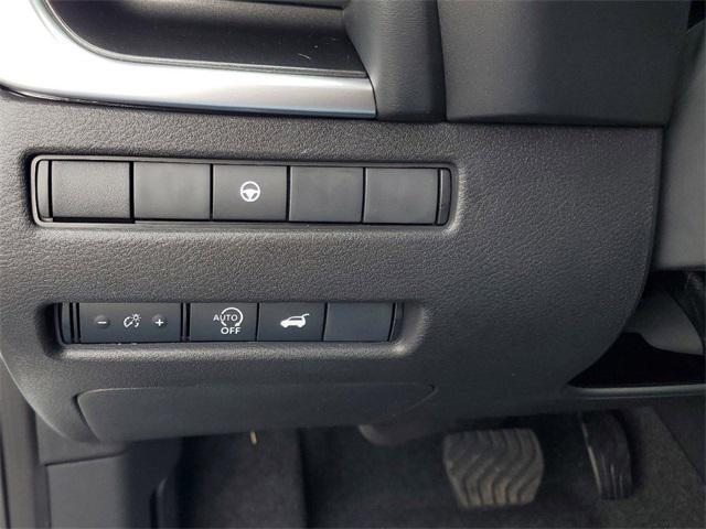 new 2025 Nissan Rogue car, priced at $29,944