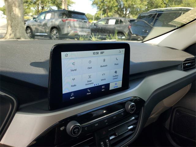 used 2022 Ford Escape car, priced at $17,650