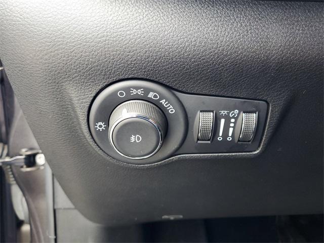 used 2022 Jeep Compass car, priced at $18,985