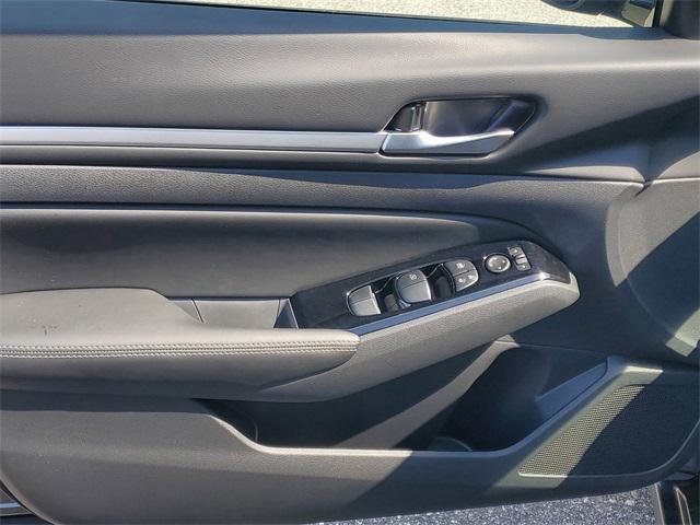 new 2025 Nissan Altima car, priced at $33,919