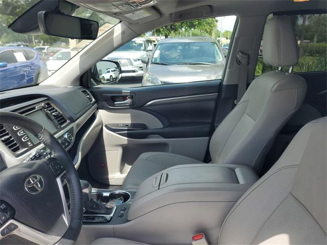 used 2019 Toyota Highlander car, priced at $31,991