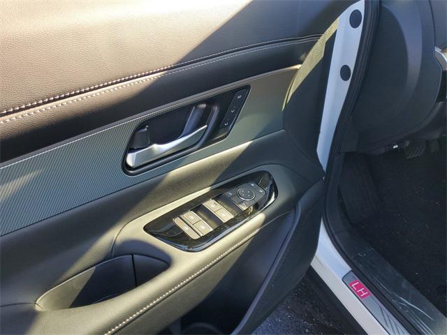 new 2025 Nissan Murano car, priced at $45,012