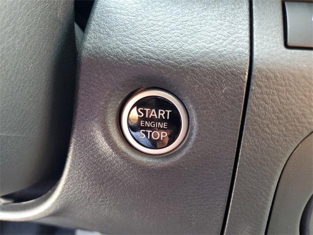 new 2025 Nissan Frontier car, priced at $36,757