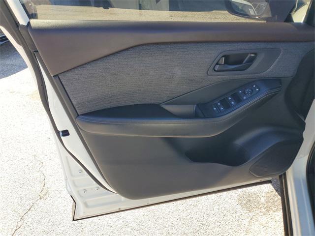 used 2021 Nissan Rogue car, priced at $17,100