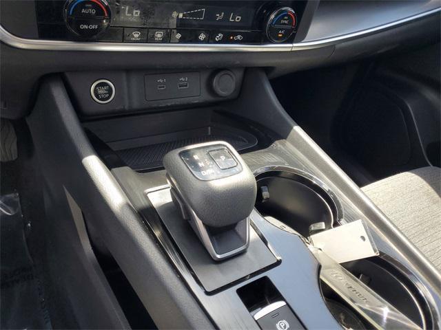 used 2023 Nissan Rogue car, priced at $21,996