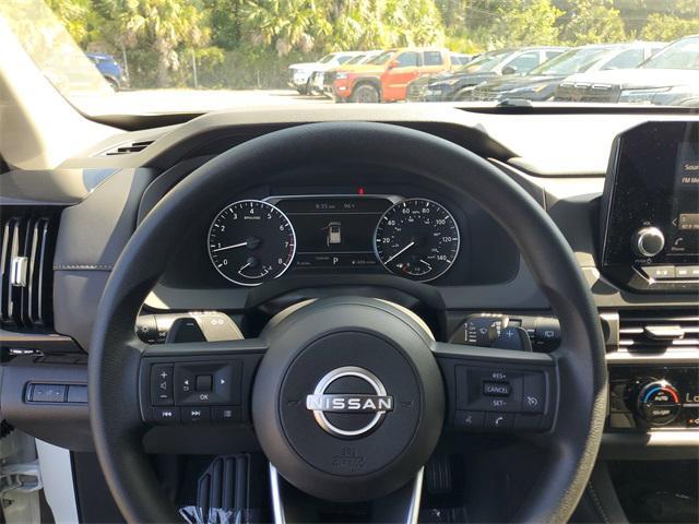 new 2025 Nissan Pathfinder car, priced at $31,121