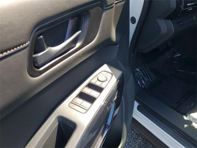 new 2025 Nissan Pathfinder car, priced at $31,121
