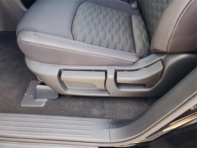 new 2025 Nissan Pathfinder car, priced at $30,282