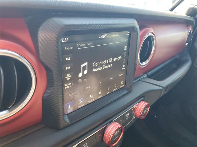 used 2022 Jeep Gladiator car, priced at $35,282