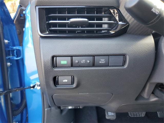 new 2025 Nissan Sentra car, priced at $24,319