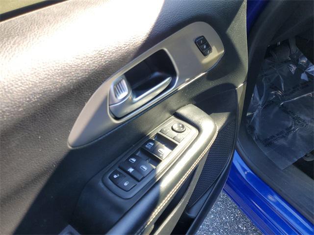 used 2020 Chrysler Pacifica car, priced at $20,991