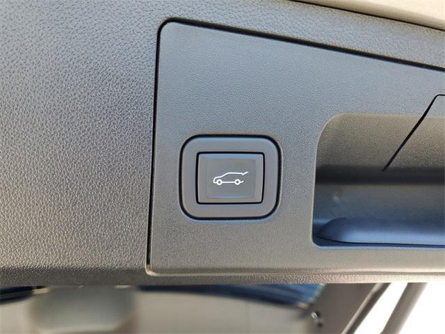 used 2024 Cadillac XT4 car, priced at $33,350