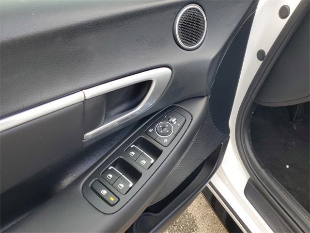 used 2022 Hyundai Sonata car, priced at $21,991