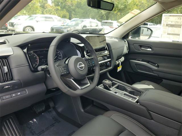 new 2025 Nissan Pathfinder car, priced at $36,285