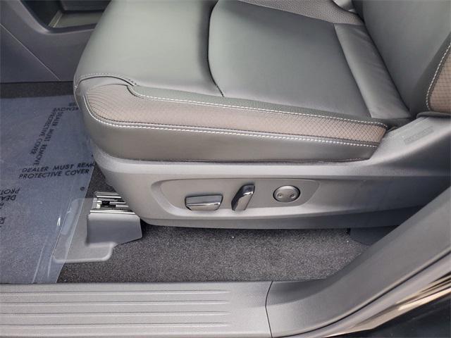 new 2025 Nissan Pathfinder car, priced at $36,285
