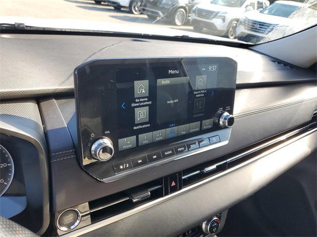 used 2024 Mitsubishi Outlander car, priced at $23,120