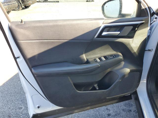 used 2024 Mitsubishi Outlander car, priced at $23,120