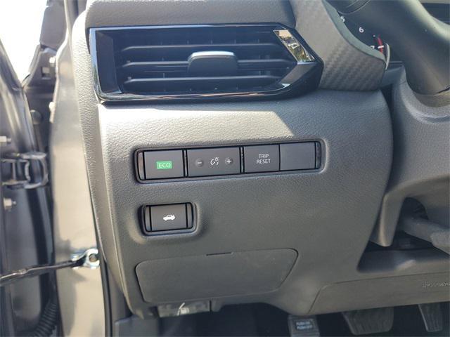 new 2025 Nissan Sentra car, priced at $21,676