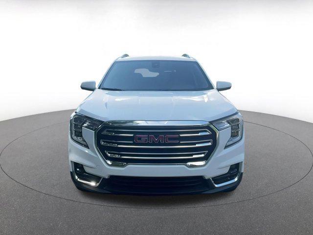 used 2024 GMC Terrain car, priced at $27,039